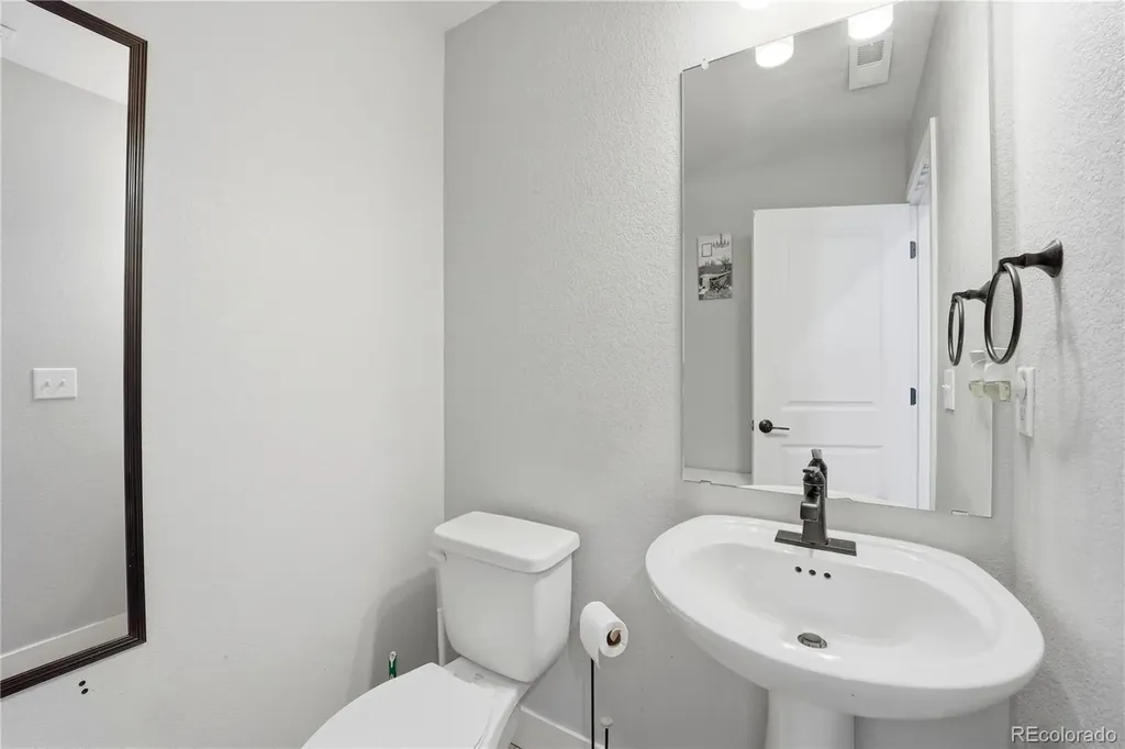 10222 Wheeling Street Commerce City CO 80022