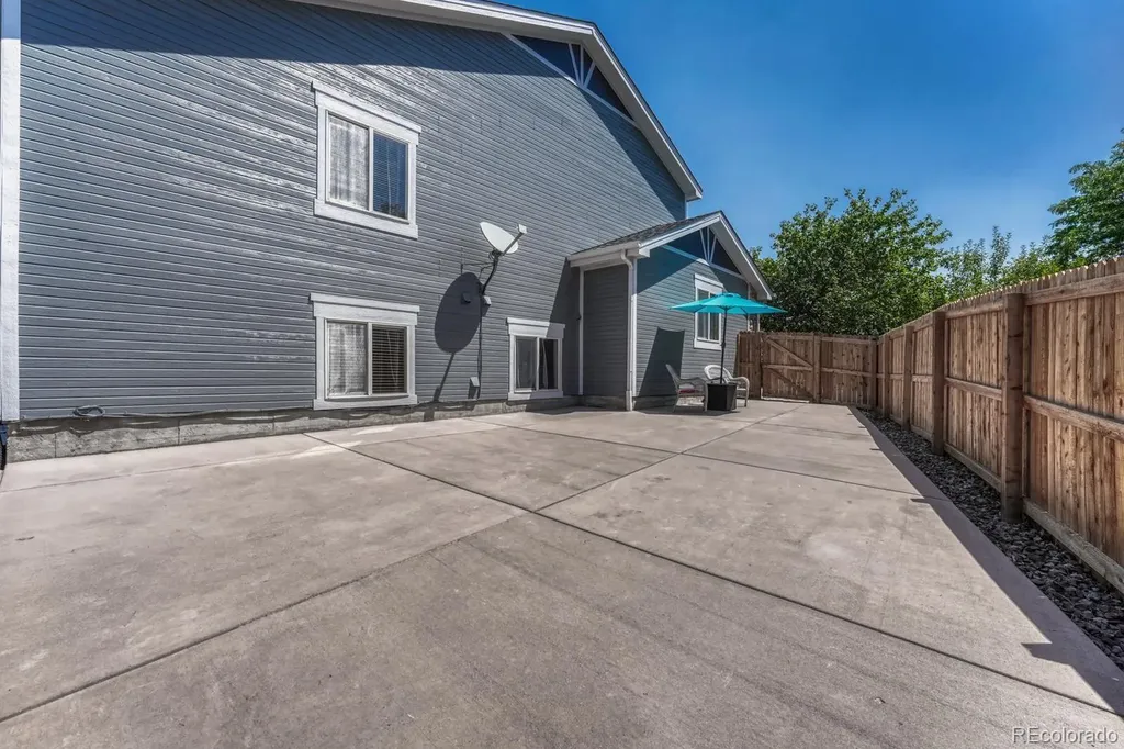 2017 S Fundy Court Aurora CO 80013