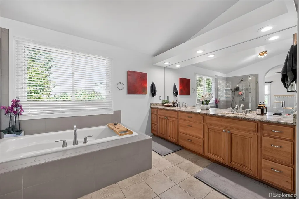 825 Huntington Drive Littleton CO 80126