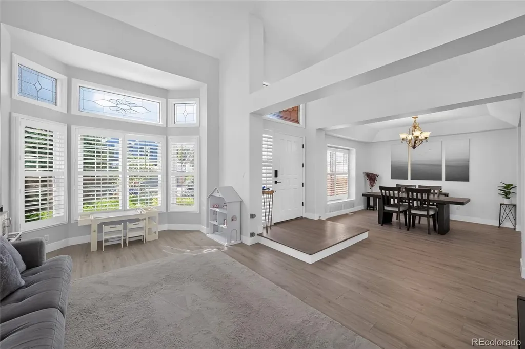 825 Huntington Drive Littleton CO 80126