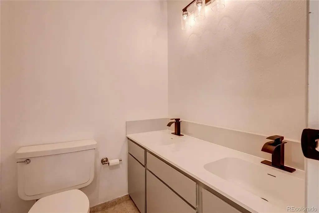 2365 E Geddes Avenue Littleton CO 80122