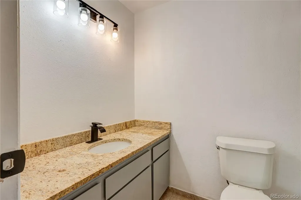 2365 E Geddes Avenue Littleton CO 80122