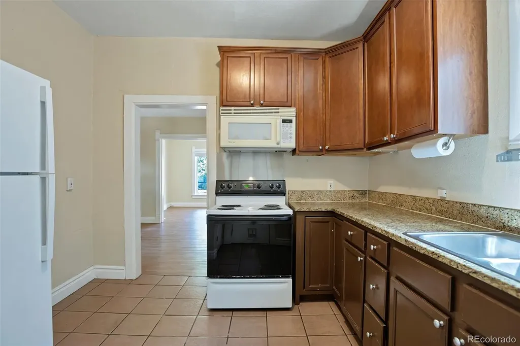 2707 N Downing Street Denver CO 80205
