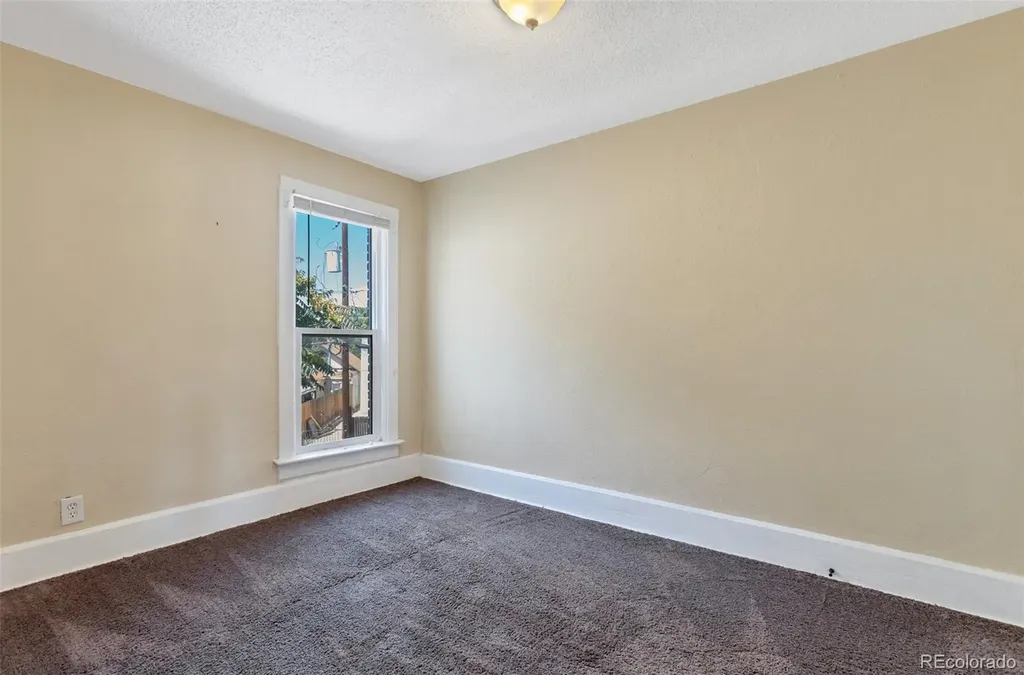 2707 N Downing Street Denver CO 80205