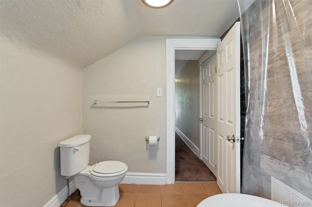 2707 N Downing Street Denver CO 80205