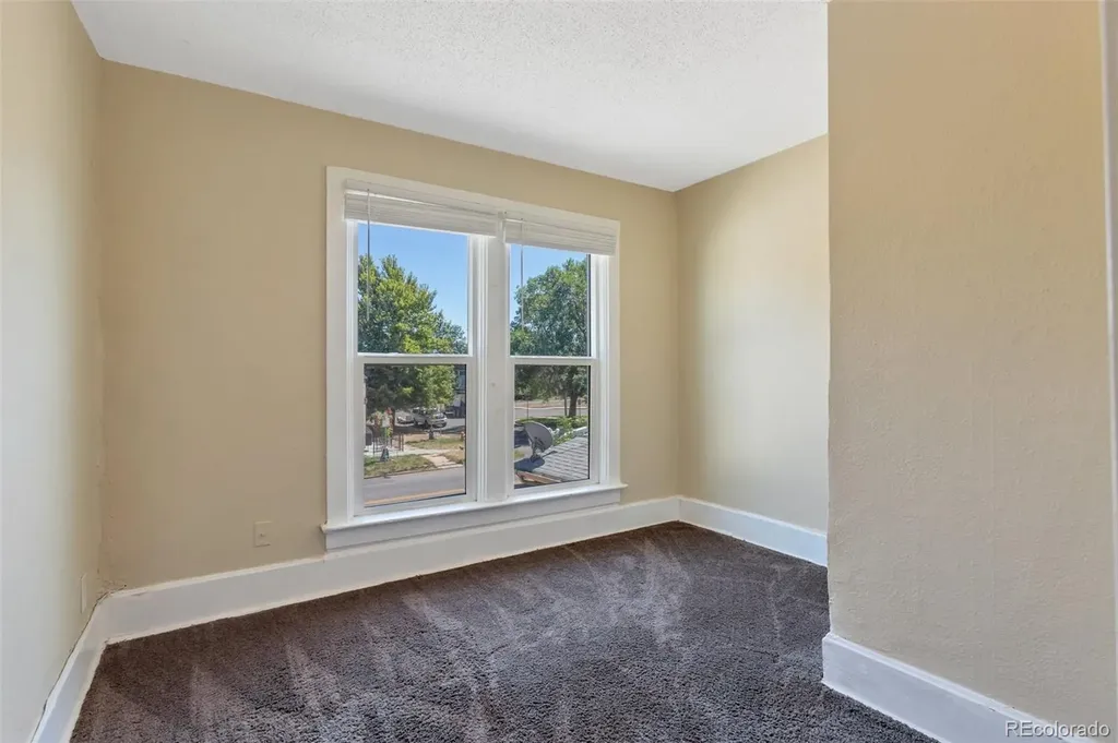 2707 N Downing Street Denver CO 80205