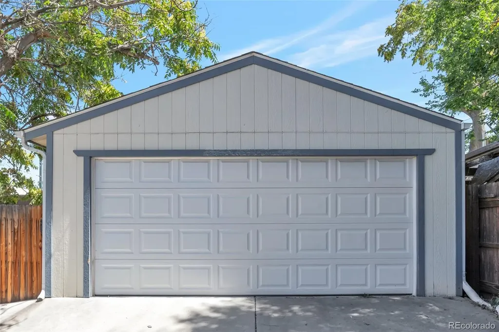 2707 N Downing Street Denver CO 80205