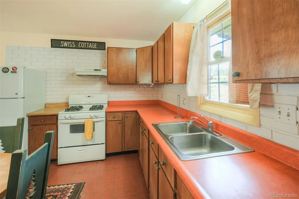 280 Hathaway Street Fairplay CO 80440