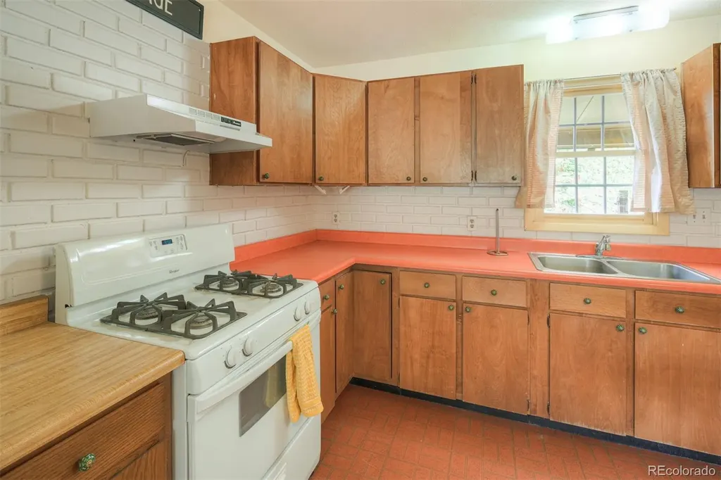 280 Hathaway Street Fairplay CO 80440