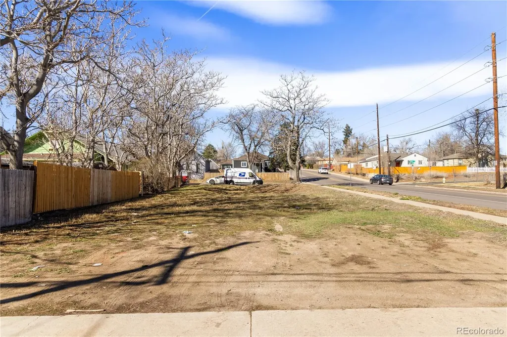 990 King Street Denver CO 80204
