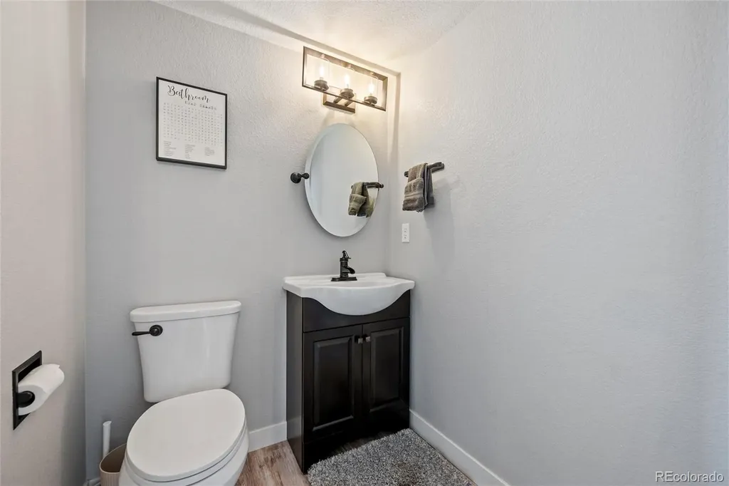5064 Durham Court Denver CO 80239