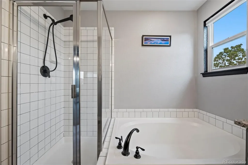 5064 Durham Court Denver CO 80239