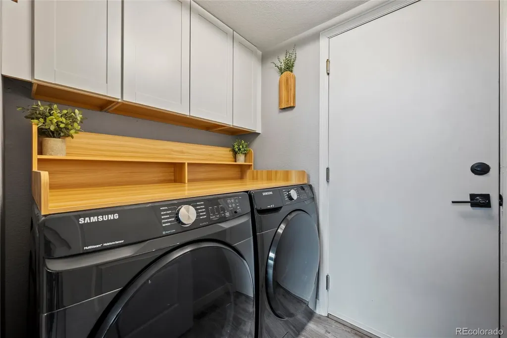 5064 Durham Court Denver CO 80239