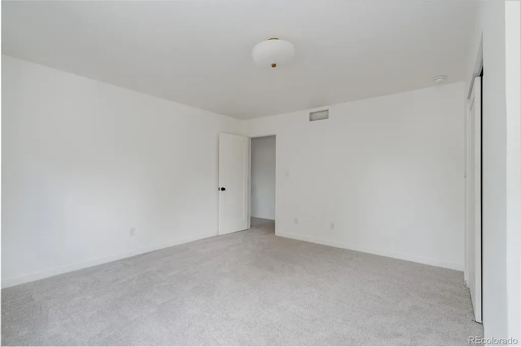 4398 W Lake Circle Littleton CO 80123