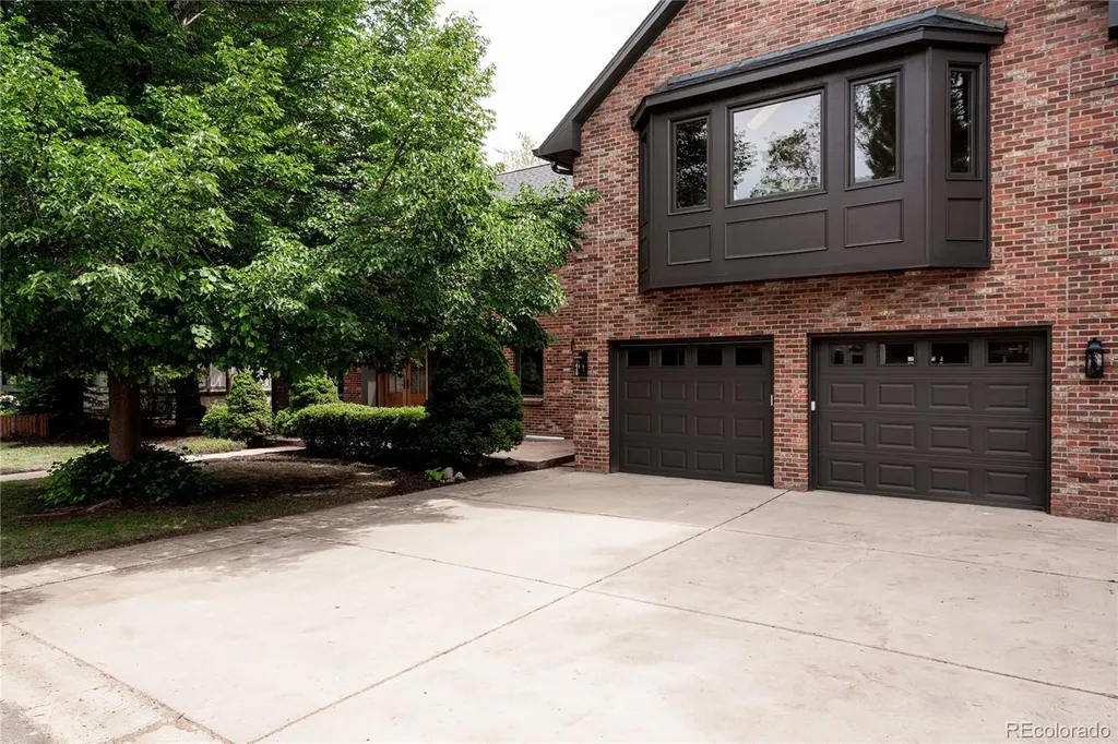 4398 W Lake Circle Littleton CO 80123
