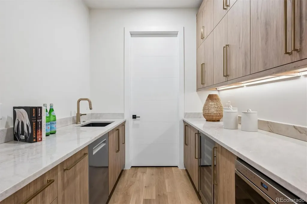 2821 E Cedar Avenue Denver CO 80209