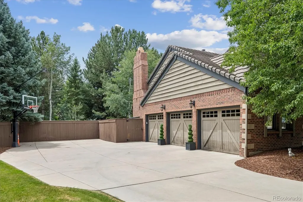 6452 E Radcliff Avenue Englewood CO 80111