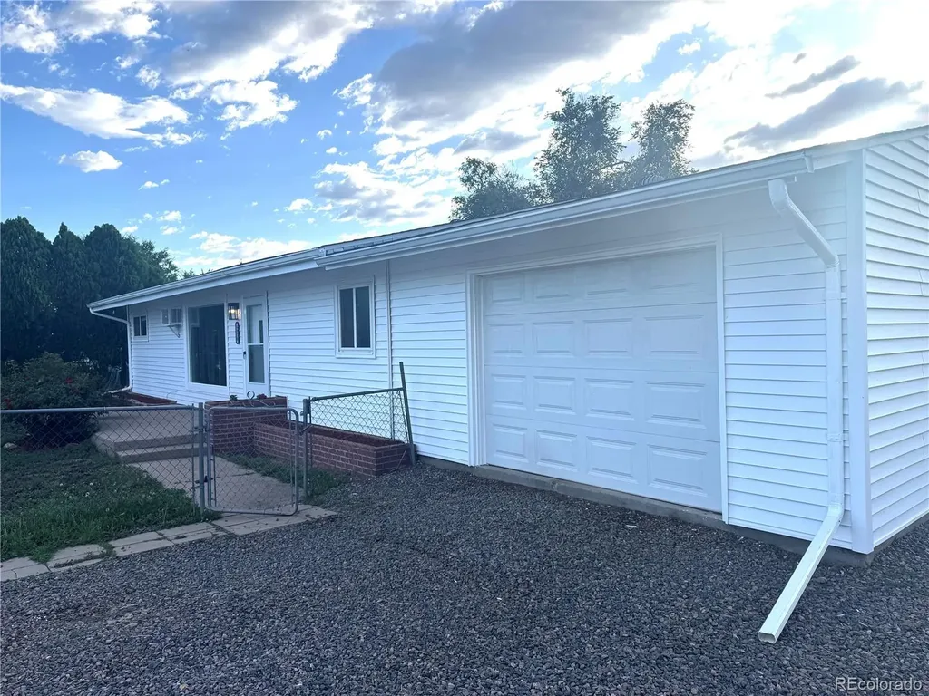 6920 Birch Street Commerce City CO 80022