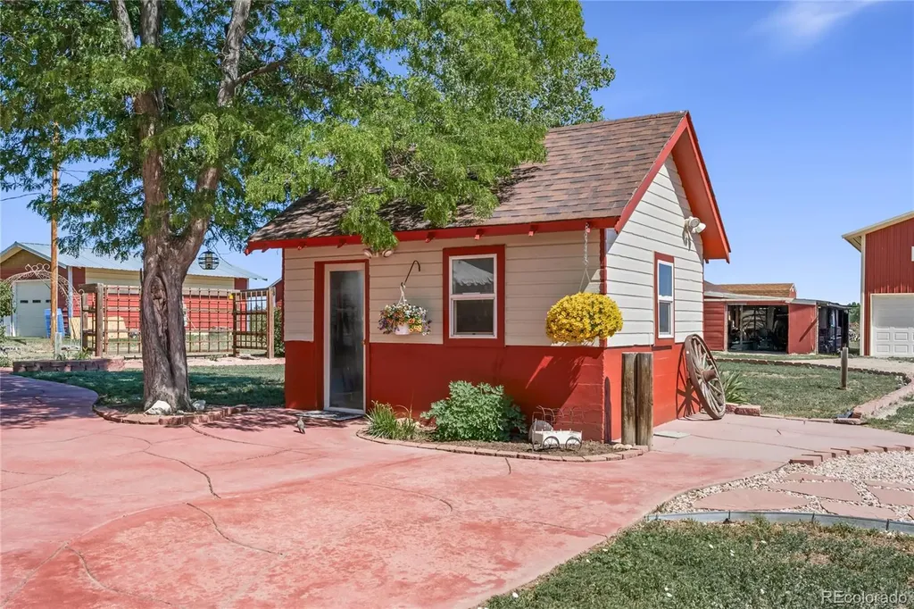 5257 Godding Hollow Parkway Longmont CO 80504
