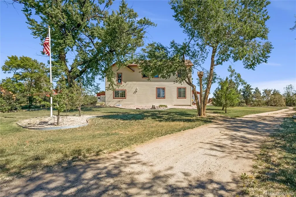 5257 Godding Hollow Parkway Longmont CO 80504
