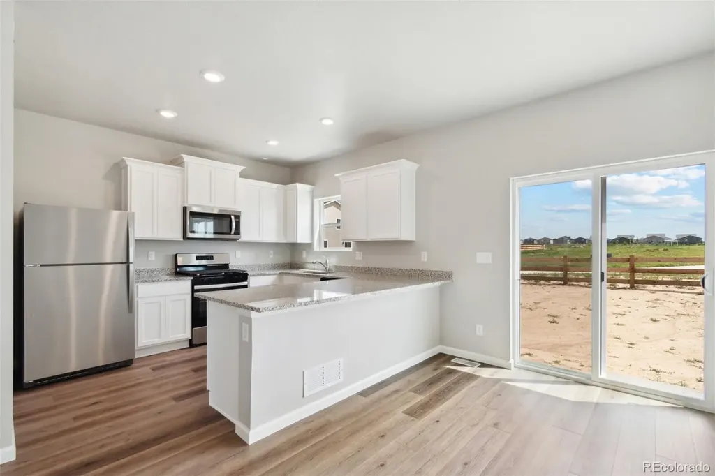 7406 Crystal Avenue Frederick CO 80530