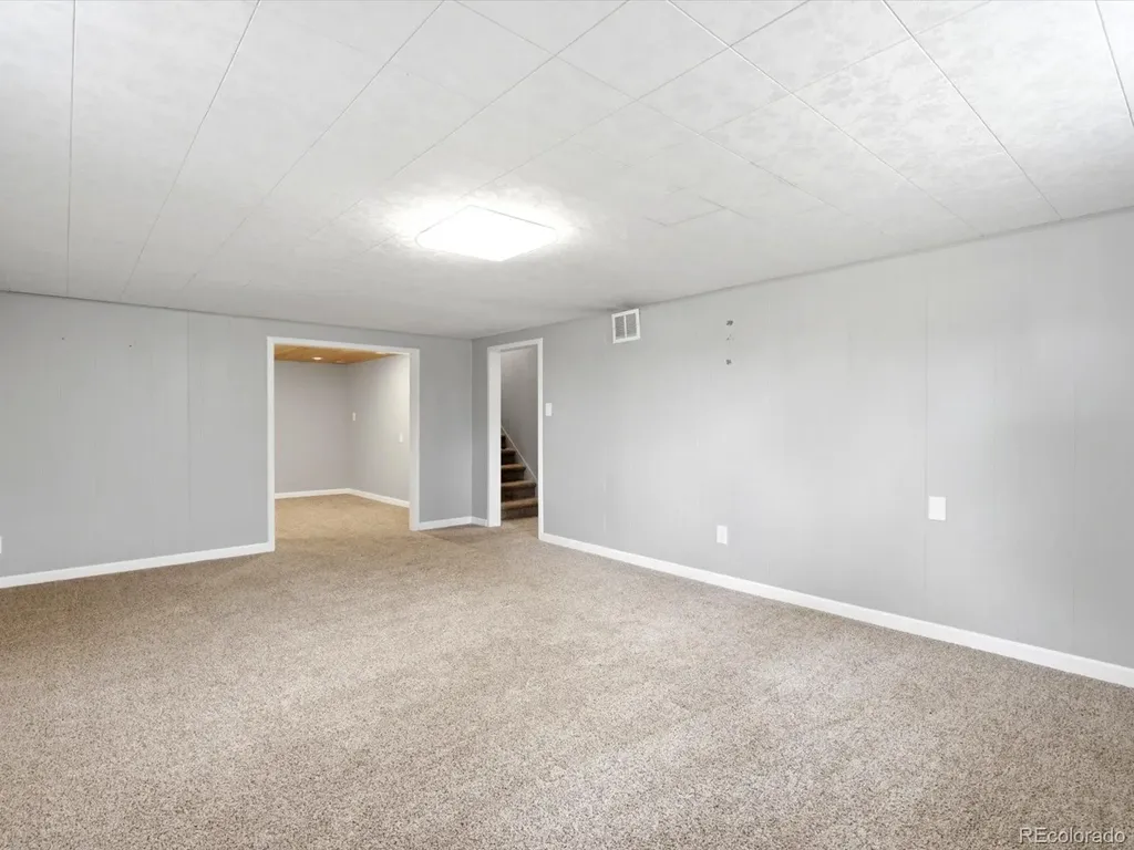 2888 S Zurich Court Denver CO 80236