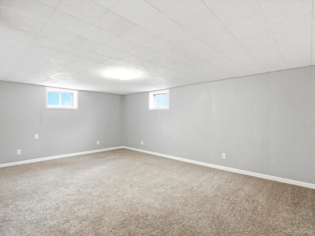 2888 S Zurich Court Denver CO 80236