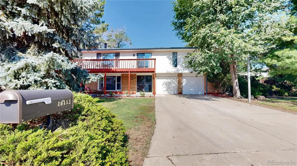 10453 W Arkansas Drive Denver CO 80232