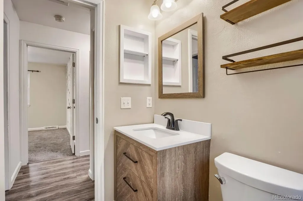 16670 E Tufts Avenue Aurora CO 80015