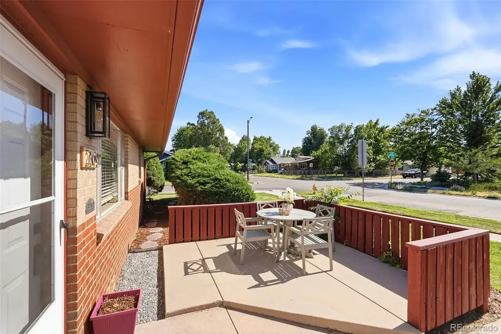 2692 S Acoma Street Denver CO 80223