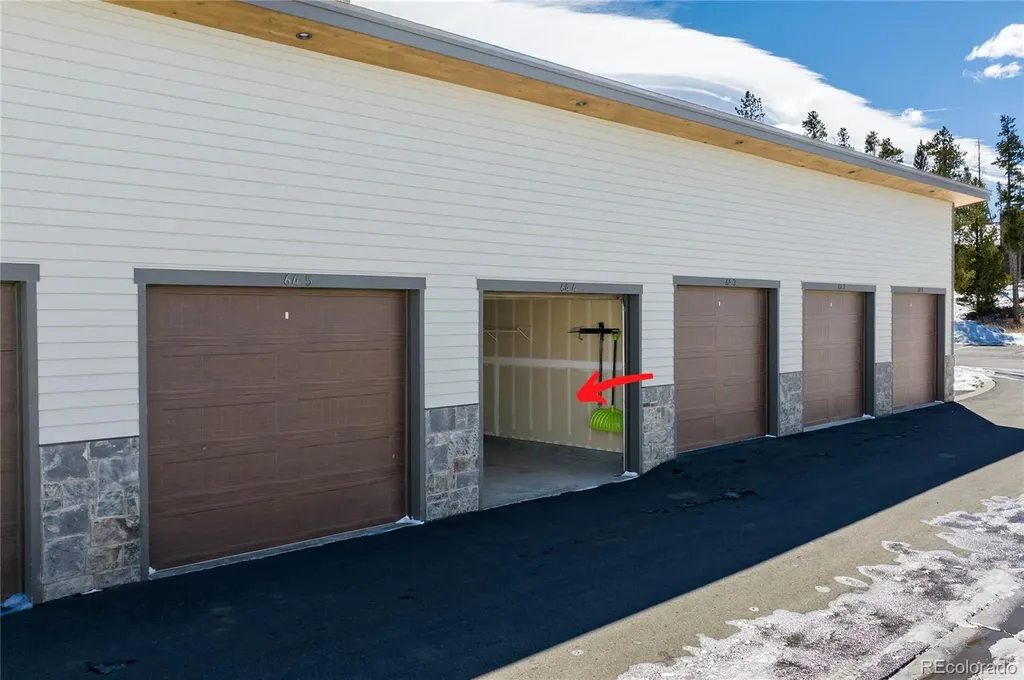 16 Springview Lane Fraser CO 80442
