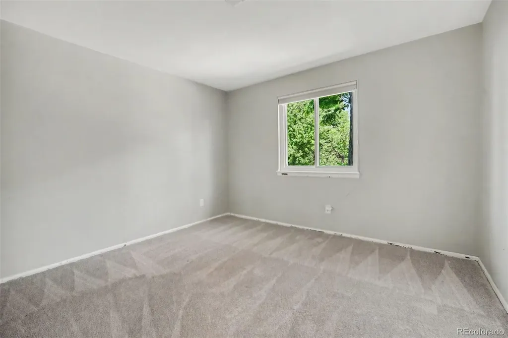 7976 S Flower Street Littleton CO 80128