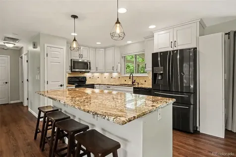 7976 S Flower Street Littleton CO 80128