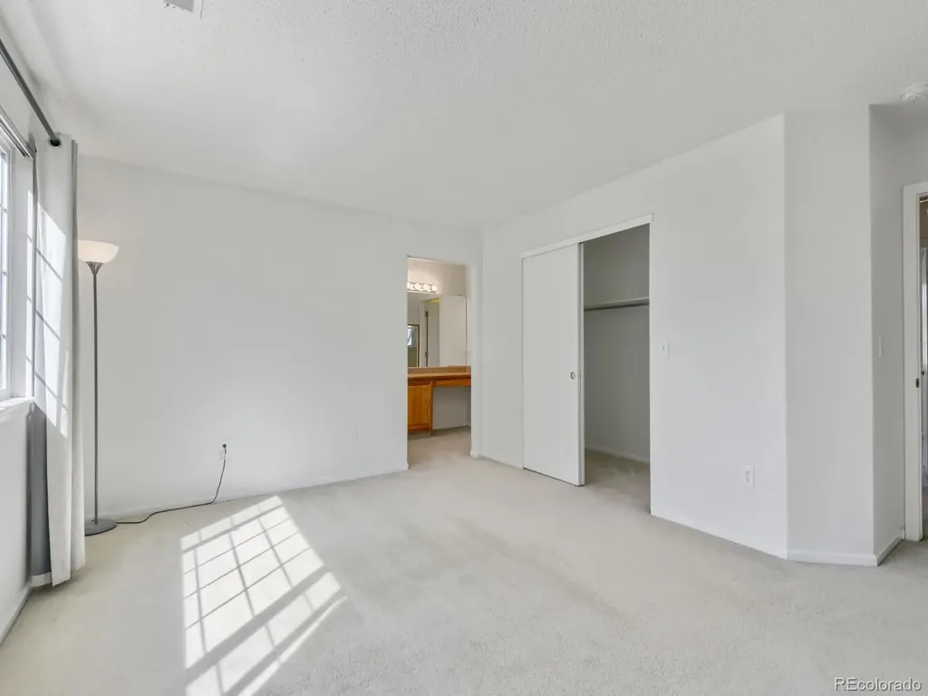 19355 E 58th Drive Aurora CO 80019