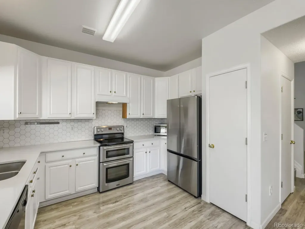 19355 E 58th Drive Aurora CO 80019