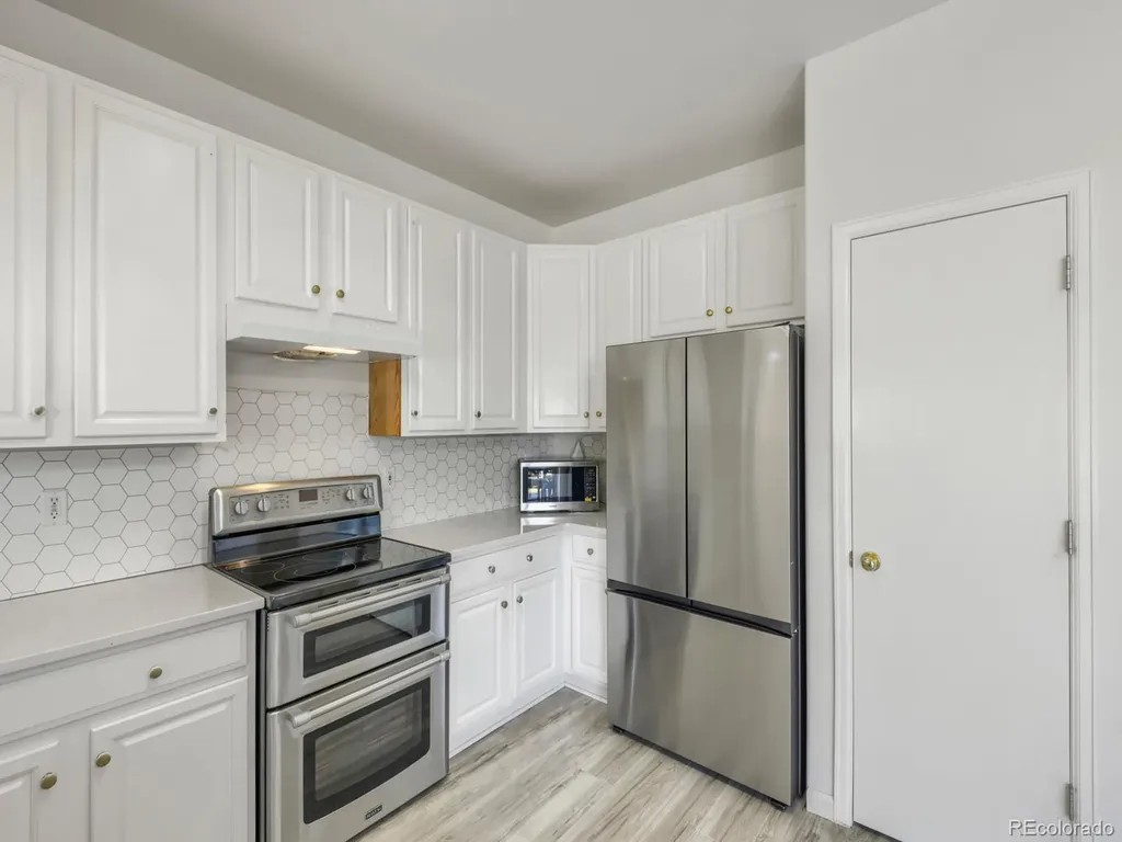 19355 E 58th Drive Aurora CO 80019