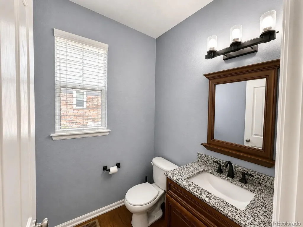 6915 S Fultondale Circle Aurora CO 80016
