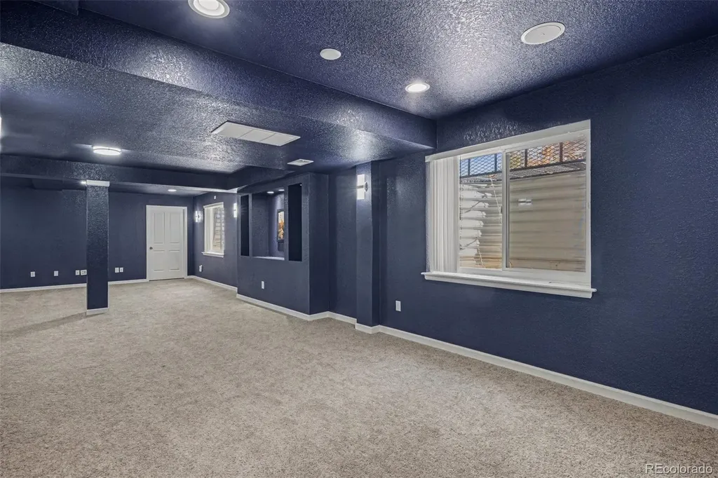 6915 S Fultondale Circle Aurora CO 80016