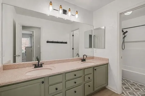 6915 S Fultondale Circle Aurora CO 80016