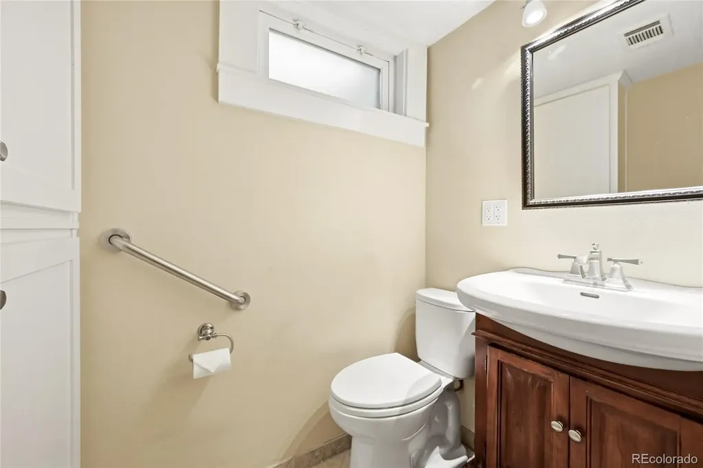 6045 Parfet Street Arvada CO 80004