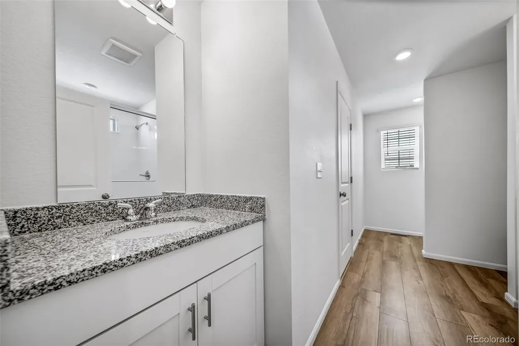 22387 E 39th Avenue Aurora CO 80019