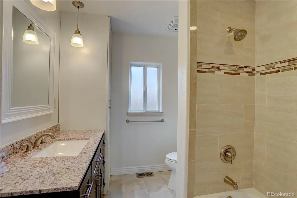 488 S Parfet Street Lakewood CO 80226