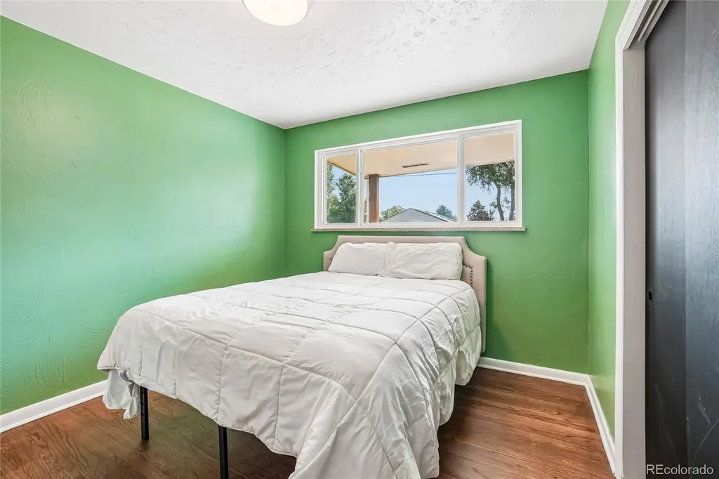 4815 S Logan Street Englewood CO 80113