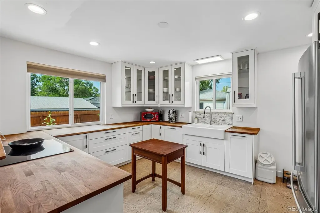 4815 S Logan Street Englewood CO 80113