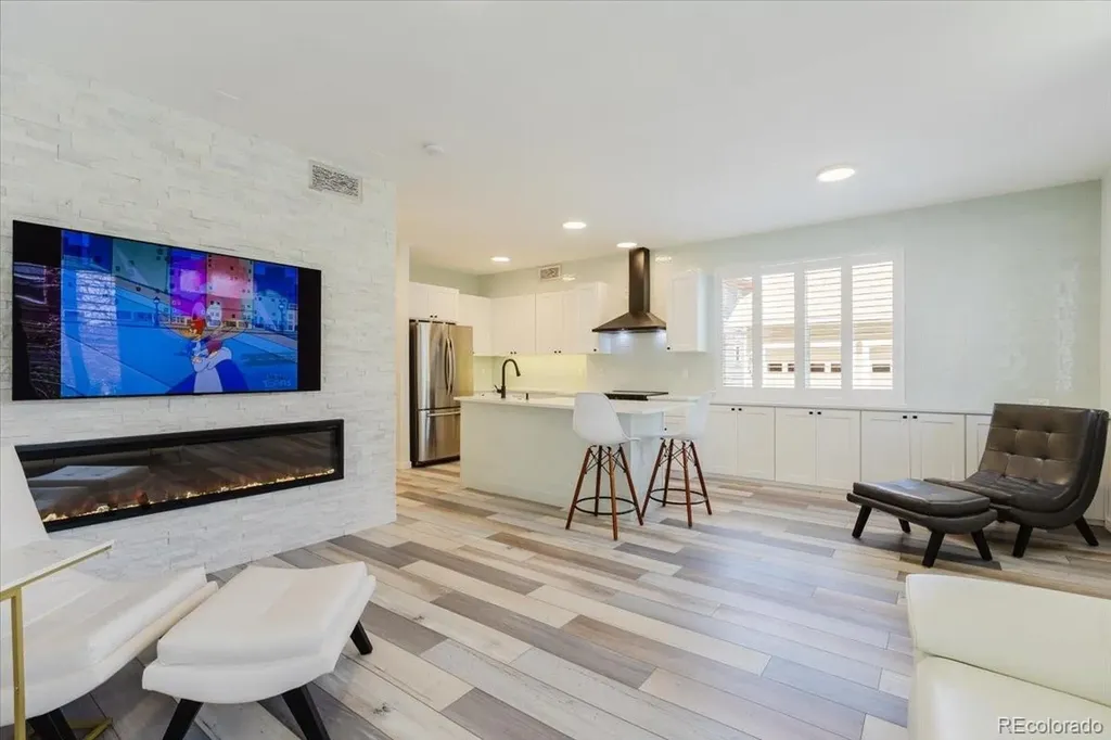 2609 Emporia Court Denver CO 80238