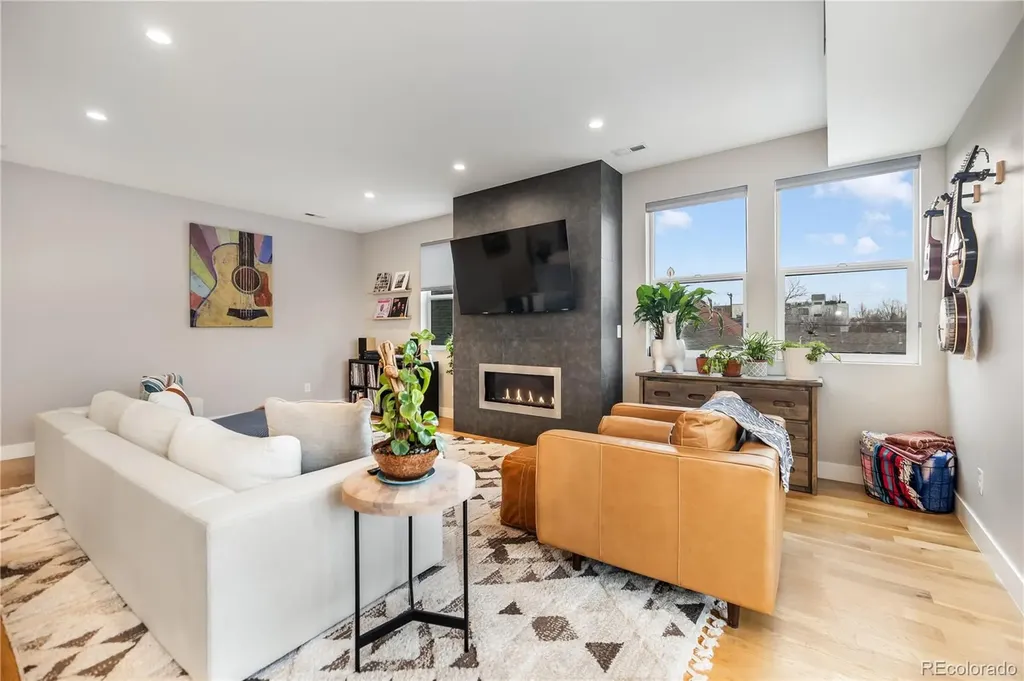 1728 Hooker Street Denver CO 80204