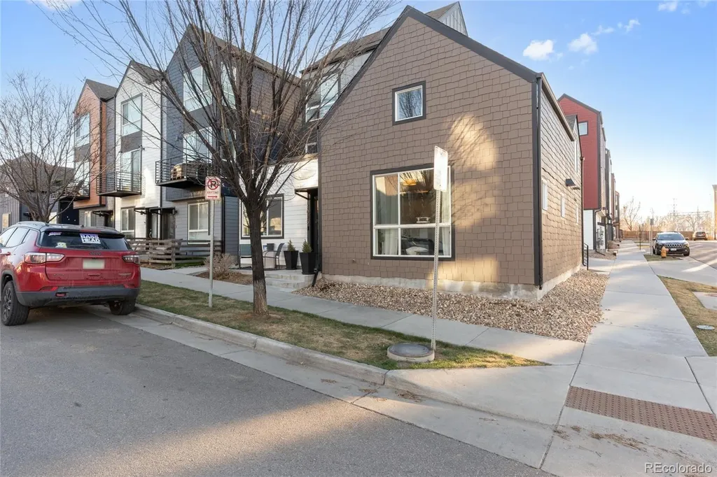 1075 Depew Street Lakewood CO 80214