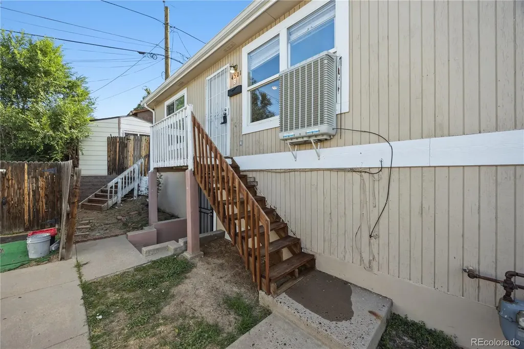 4501 W Alaska Place Denver CO 80219