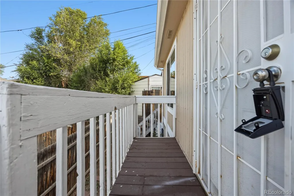 4501 W Alaska Place Denver CO 80219