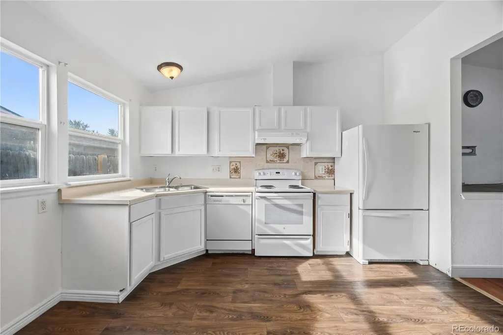 4501 W Alaska Place Denver CO 80219